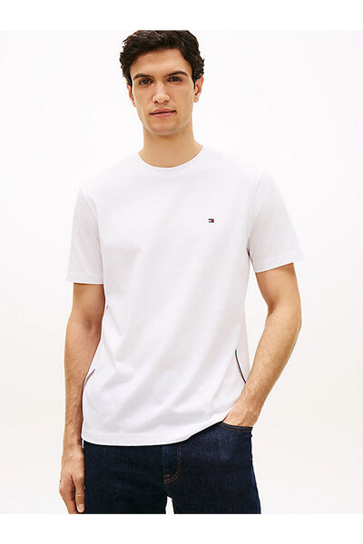Tommy Hilfiger Men's Global Stripe T-Shirt
