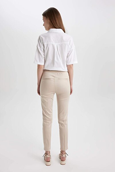 DeFacto Valentina Sigaret Regular Waist Straight Leg Satin Trousers J8743az24sm