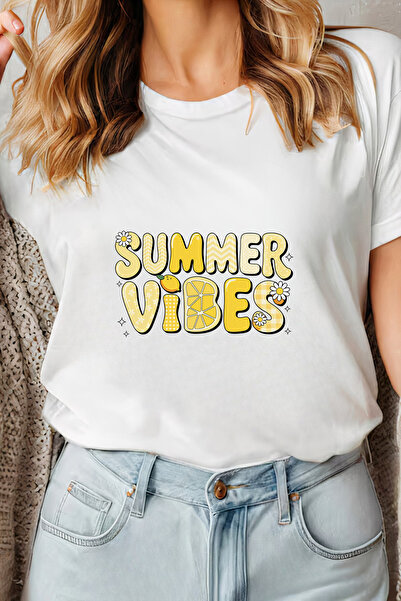 Sarah's Boutique Women's T-shirt – 100% cotton – Groovy Vibes