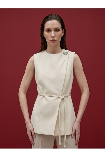 Generic Brand Frame vest model
