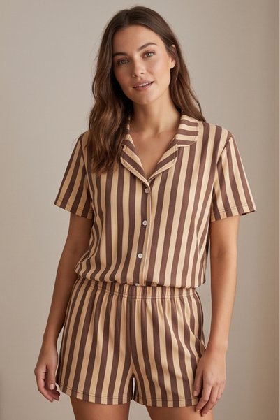 Mindy Milk Coffee Brown Striped Short Sleeve Women's Pajama Set with Shorts, Stripe Pattern Pajama Set