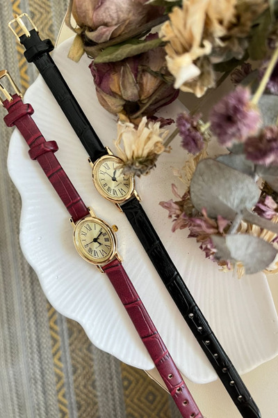 An Saat Diana Model Black Vintage Series Leather Cord Women's Wristwatch