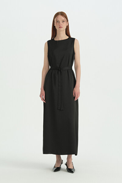 Nihan Belted Sleeveless Satin Dress - Black
