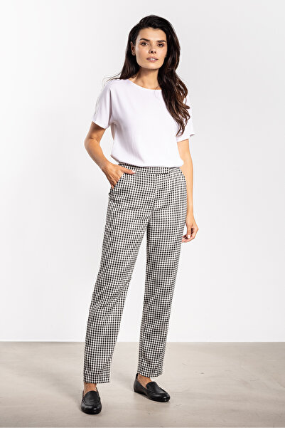 Awama Pantaloni dama, awama, poliester/elastan, carouri alb/negru, croiala cl...