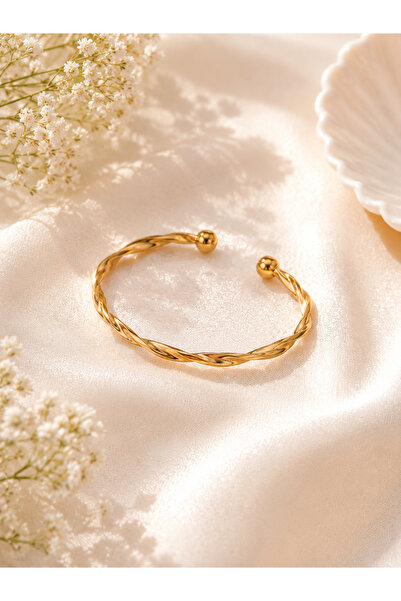 Kumru Studio Twist Gold Open End Bracelet