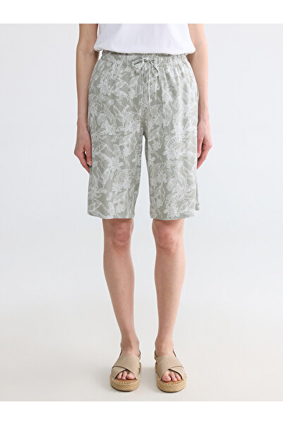 LC Waikiki Patterned Women's Shorts with Elastic Waist