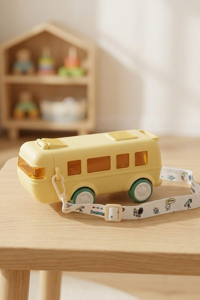 Kitchen Life Car Bus Shaped Leak-Proof Water Bottle with Strap and Straw 500 ml