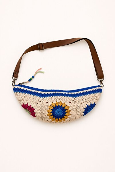 Clandestino Vegan Leather Handle Hand Knitted Waist Bag White