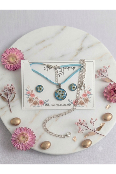 Handmade Set lantisor + cercei din rasina