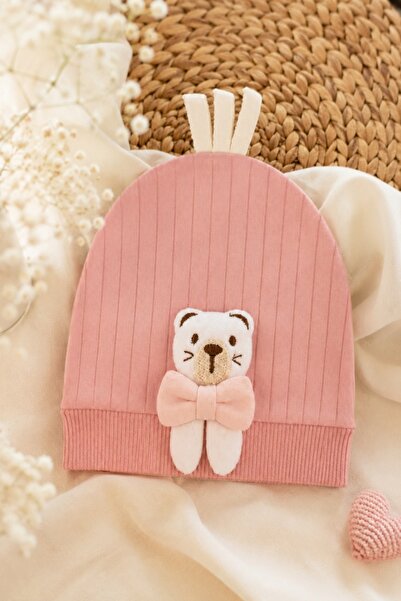 Pure Boutique Caciulita bebe roz prafuit cu ursulet si fundita roz pudrat pen...