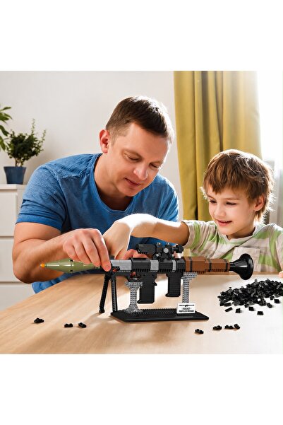 DoviCo Building Blocks Rpg-7 Model Set 938 Pieces Collectible Model + Stand (...