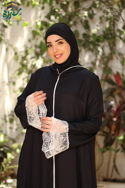 SIDRAALMONTAHA عباية موديل الملكة كابشوه مزودة بسحاب وجيوب