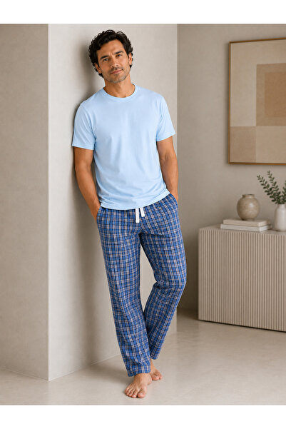 Victor and Jane By Styli Men Solid Cotton T-Shirt and Checked Pyjama Set