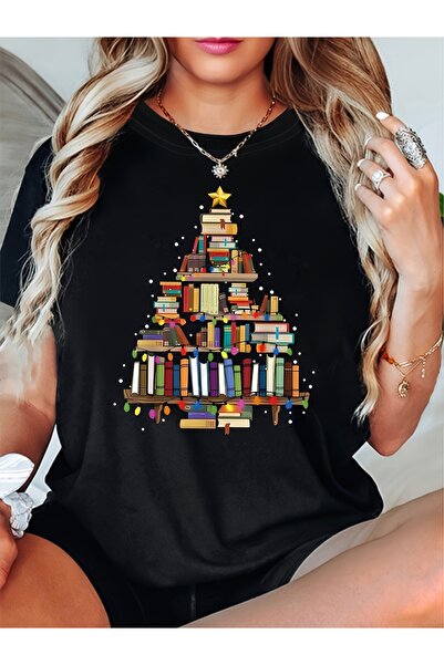 212Wear تي شيرت نسائي بتصميم شجرة عيد الميلاد المصنوعة من الكتب المتراصة مع ن...
