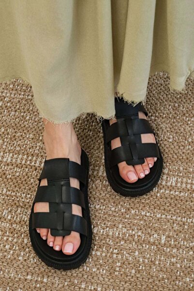 Mio Gusto Γυναικείες παντόφλες Rowan Black Color Gladiator