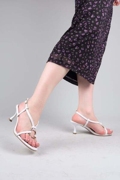 Birikon Li̇vno Gold Ring Buckle Heeled Shoes White