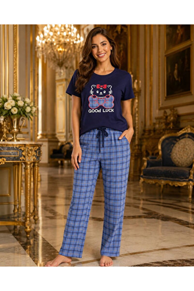 Generic Luxury Women's Pajama Set - Comfort and Elegance with Soft Details ✨
