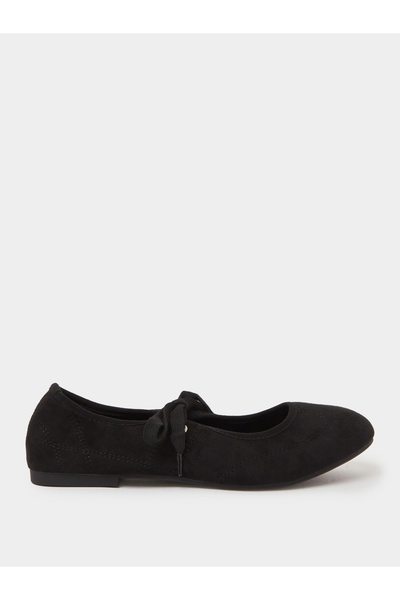 Styli Black Lace-Up Detail Sneakerina
