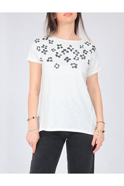 Evendi Tricou, Alb