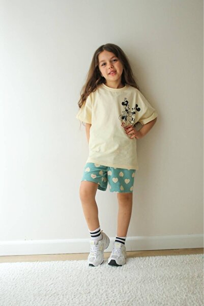 jeliboomkidswear Girl's Summer Cotton T-Shirt and Shorts Set (2-Piece)