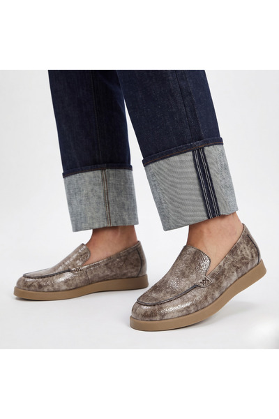 Platin Mink Crinkled Patent Leather Women's Loafer