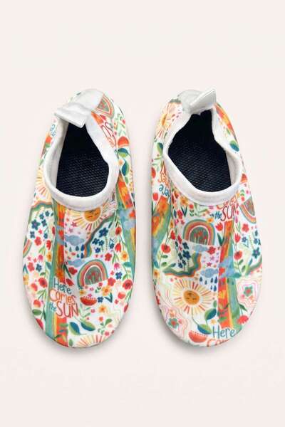 OBJE Girl's Floral and Rainbow Patterned Non-Slip Sole Sea and Pool Shoes