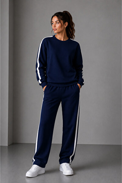 DAXİS Sportwear Company KADIN ŞERİT DETAYLI BİSİKLET YAKA EŞOFMAN TAKIMI Laci...