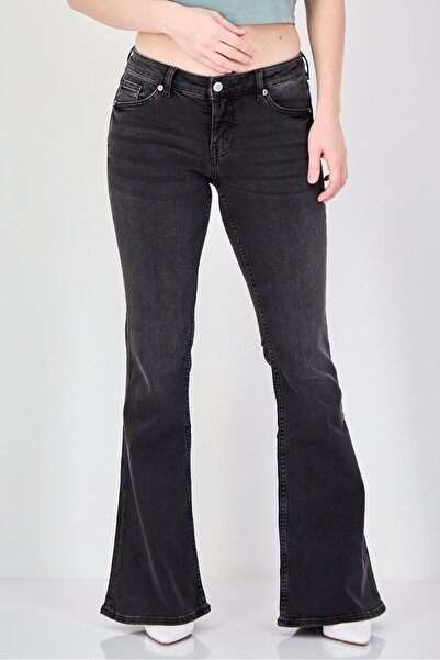 Monki Women Regular Fit Washed Flare Leg Stretchable Jeans, Black
