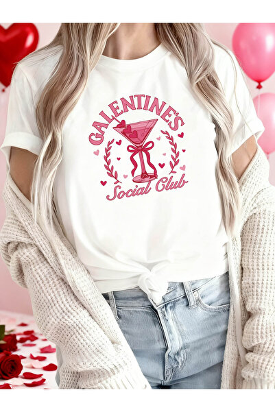 01THEONE GALENTINES Social Club Graphic Print T-shirt | Short Sleeve Crew Nec...
