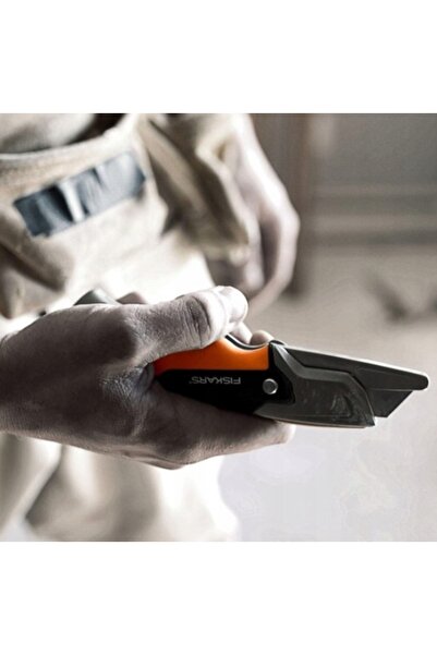FiSKARS CARBONMAX CUȚIT MULTIFUNCȚIONAL CU LAMĂ FIXĂ FS1027222