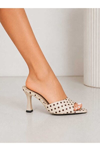 EMAX AYAKKABI HER ADIMDA MUTLULUK Emax Women's Satin Polka Dot Heeled Slipper...