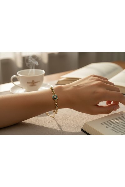 La sauvagine Gold Evil Eye Bead Detailed Women's Bracelet – Stainless Steel Chain Bracelet