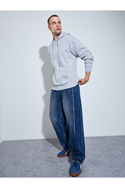 Styli Men Blue Panelled Baggy Fit Jeans