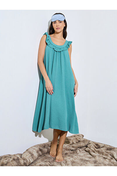 Styli Green V-Low Back Tie Ruffle Detail Slip Dress