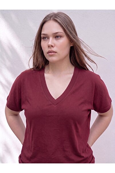 LC Waikiki Trendlucky with a Difference V-Neck 100% Cotton Women's T-Shirt