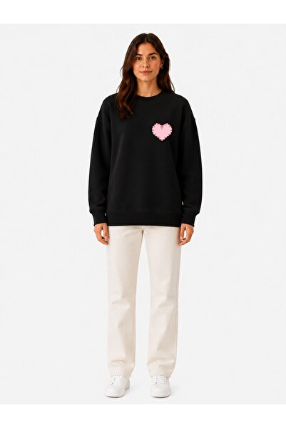 herkesemoda Minimal Heart Print Detailed Shirred 2 Thread Crew Neck Sweatshirt