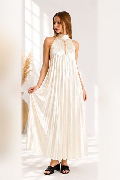 Sense Backless Halter Neck Pleated Satin Maxi Dress |   Elb36685 Ecru