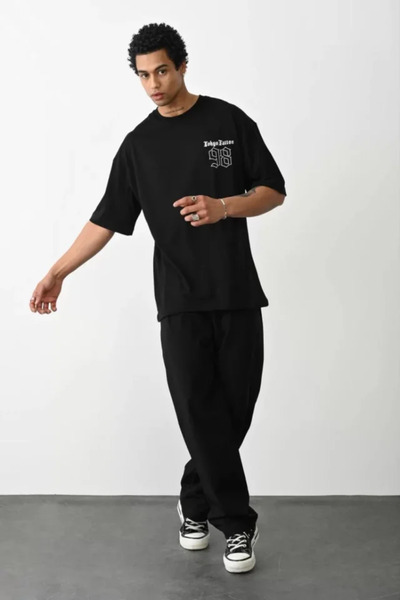 Wear Up Unisex printed oversize t-shirt - black