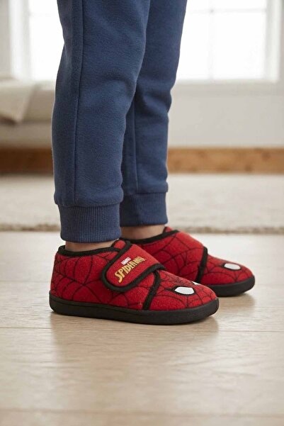 SPIDERMAN حذاء منزلي أحمر للأولاد - نعال فيلكرو غير قابلة للانزلاق