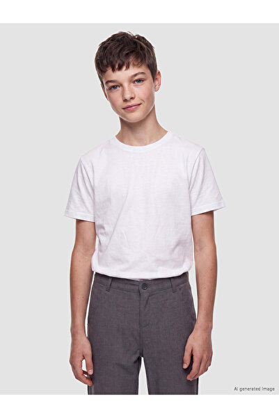 LC Waikiki Esvab • Modern & Distinctive Boys' T-Shirt