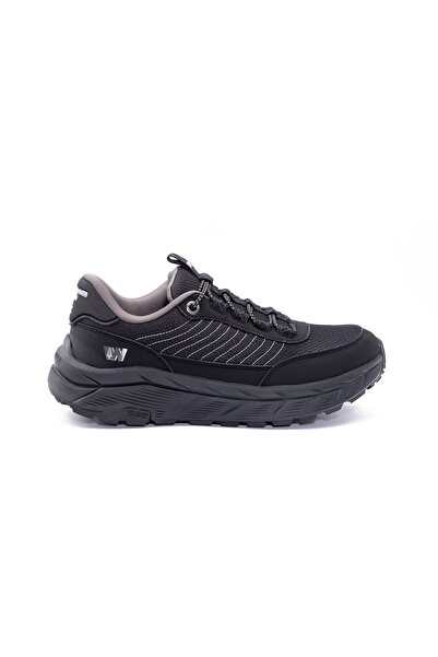BATA Performance Athletic Shoe