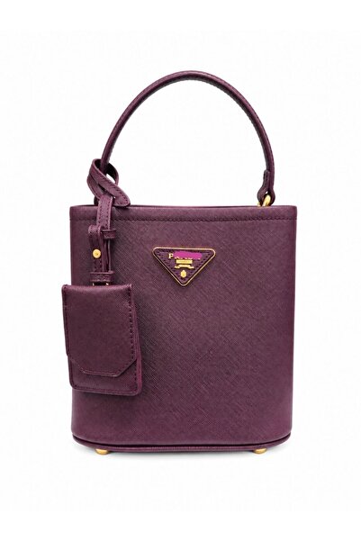 Generic Brand Elegant Shoulder Bag with a Luxurious Bucket Design (Bucket Bag)