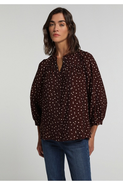 Colin's Fashion Fit Women's Brown Shirt