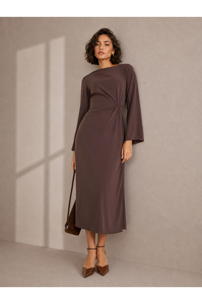 Styli Brown Solid Gathered Detail A-Line Maxi Dress