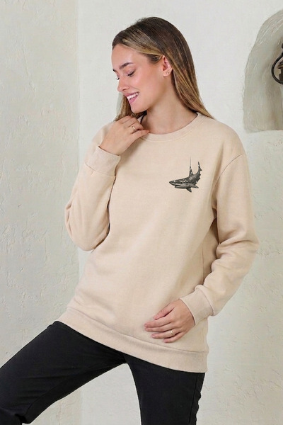 uyguntarz Unisex Shark Printed Crew Neck Sweatshirt