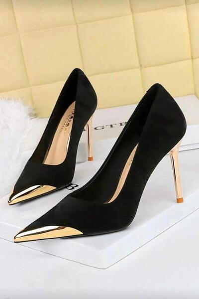 besoin shoes store Gold Burun Detaylı İnce Topuklu Kadın Stiletto Siyah