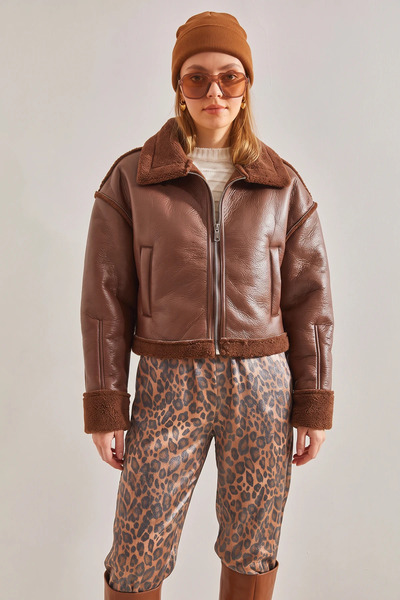 Efnaz style Women's Brown Coat with Sleeve Pleat Detail and Laminated Leather