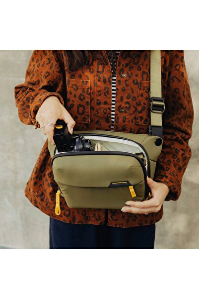 Peak Design Geantă foto de zi cu zi tip sling 3L olive