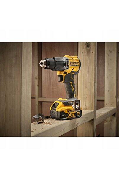 Dewalt Mașină de găurit și înșurubat cu percuție DCD799P2T-QW 18V XR 74 Nm