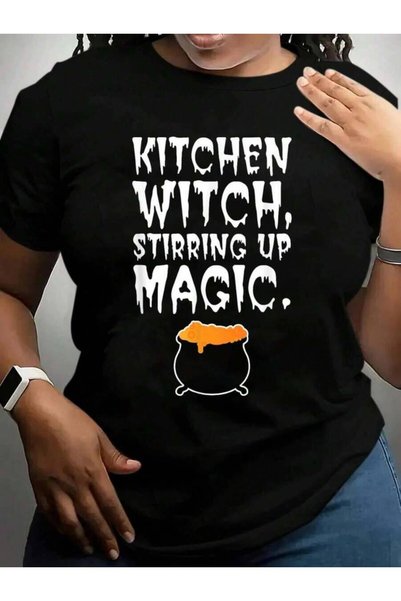 4CR تي شيرت مطبوع عليه عبارة "Kitchen Witch Stirring Up Magic Cooking Hallowe...